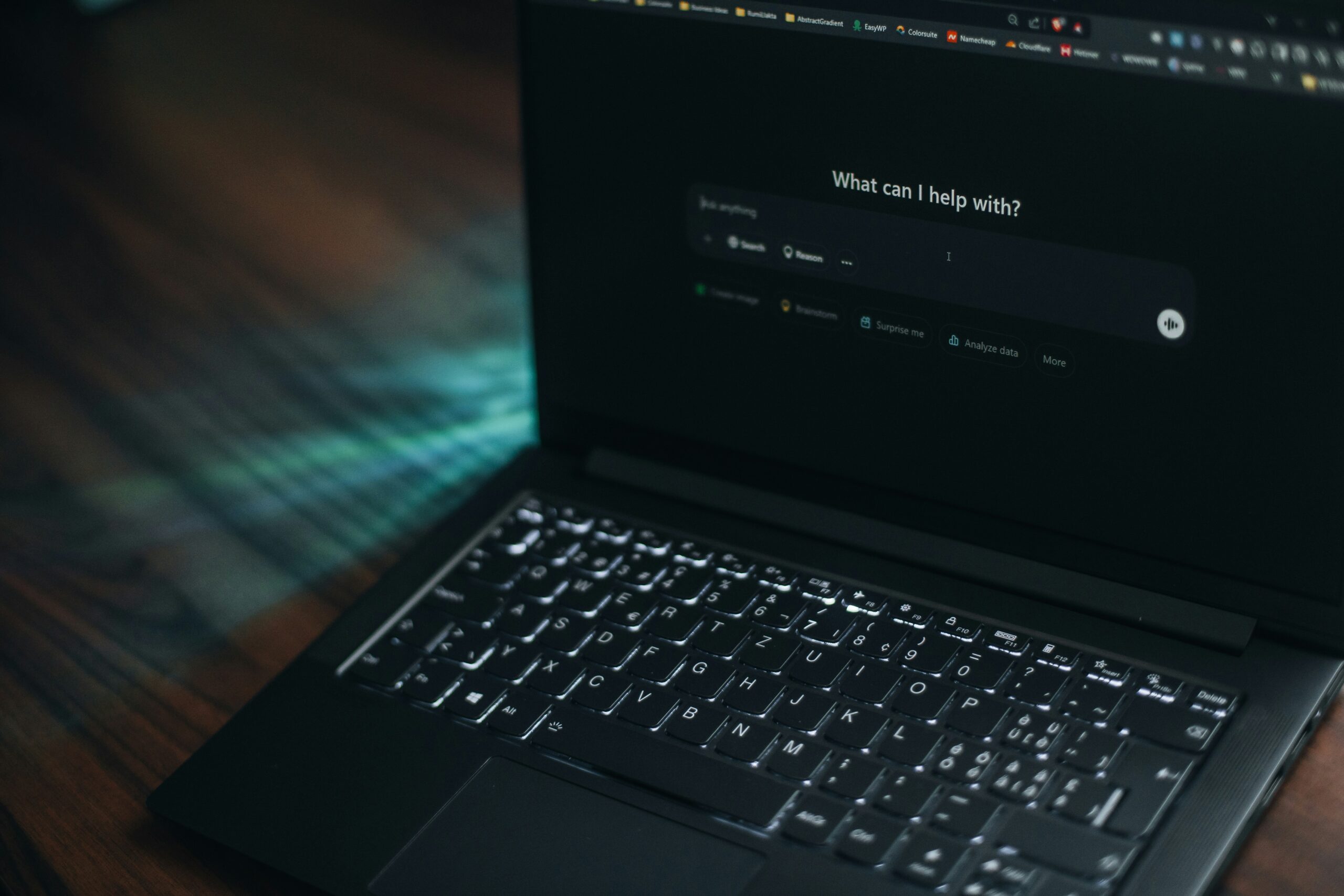 Auswirkungen von AI auf die Arbeitswelt: Wie intelligente Systeme unsere Jobs neu definieren